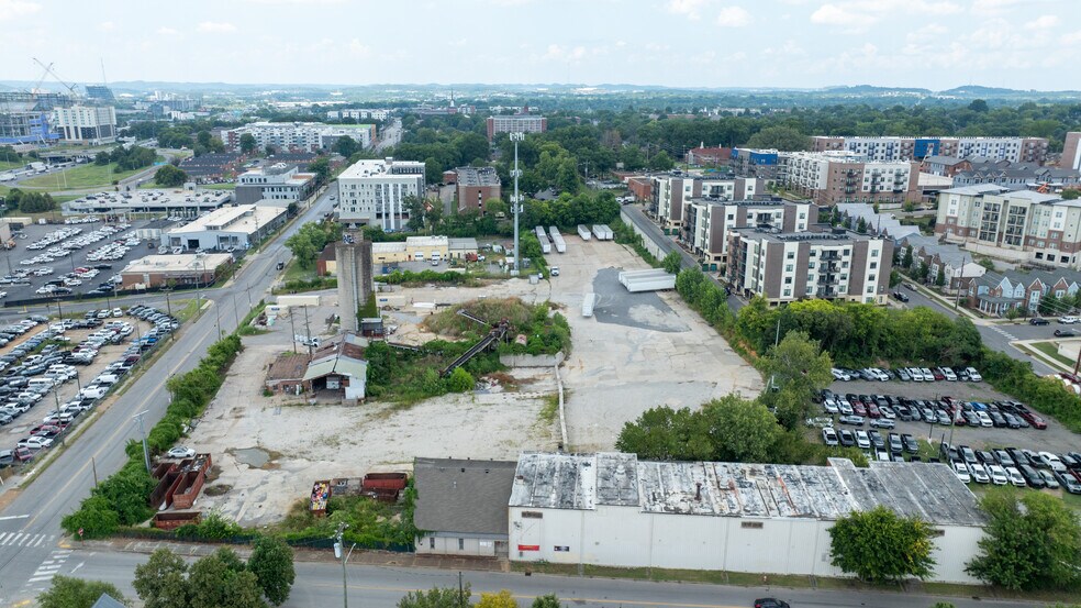 501 Crutcher St, Nashville, TN à vendre - Photo de l’immeuble – Image 3 sur 12