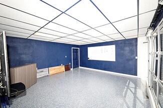 Plus de détails pour 406 W Wise St, Bowie, TX - Industriel/Logistique à vendre