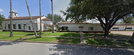 317 Magnolia Ave, La Feria, TX à louer Photo de l’immeuble– Image 2 sur 6
