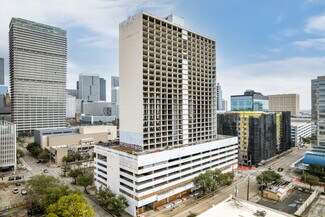 Plus de détails pour 801 St Joseph Pky, Houston, TX - Hôtellerie à vendre