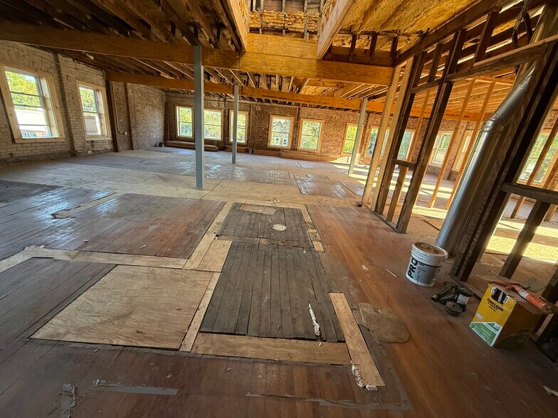 4302-4304 Bell St, Kansas City, MO à louer - Photo intérieure – Image 2 sur 6