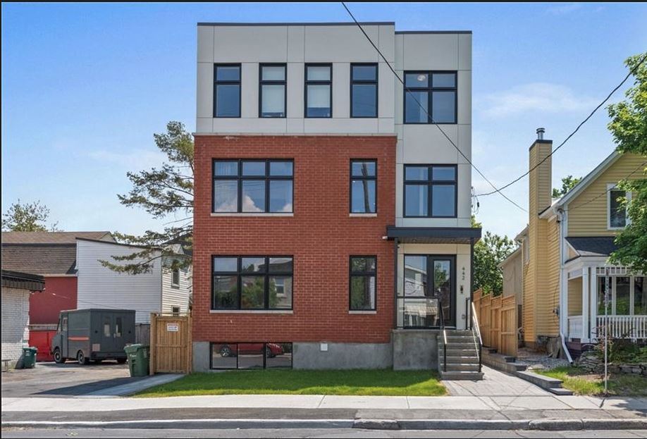 442 Sunnyside Av, Ottawa, ON à vendre Photo principale– Image 1 sur 11