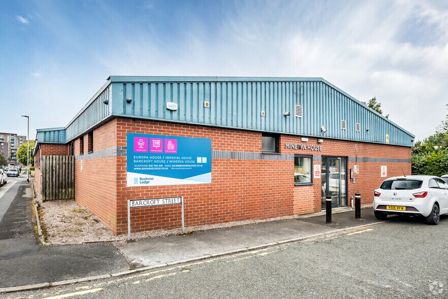 63-77 Hornby St, Bury à louer - Photo principale – Image 1 sur 3