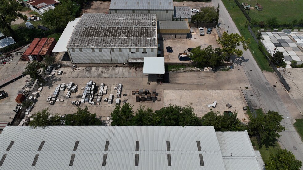 5809-5817 Centralcrest St, Houston, TX à vendre - Photo de l’immeuble – Image 3 sur 3