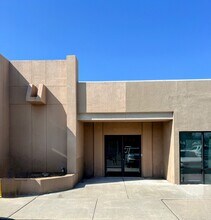 2446-2446 Cerrillos Rd, Santa Fe, NM à louer Photo intérieure– Image 1 sur 3
