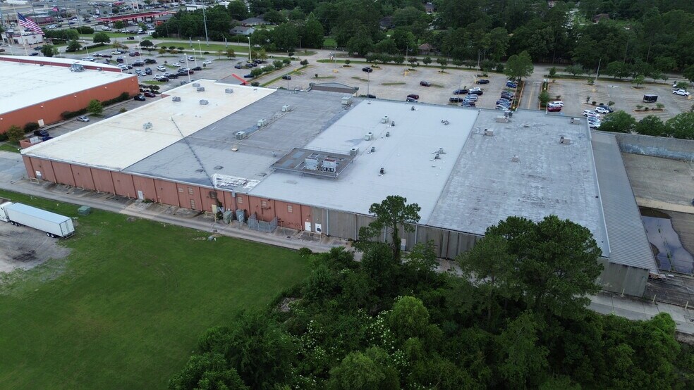 300 Kensington Blvd, Slidell, LA à vendre - Photo de l’immeuble – Image 3 sur 6