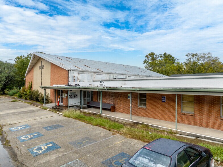 900 Natchez Ave, Pasadena, TX à vendre - Photo de l’immeuble – Image 2 sur 27