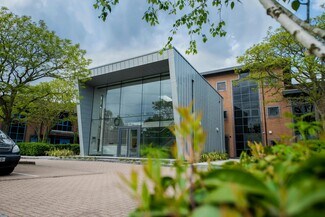 Plus de détails pour 8 Barnes Wallis Rd, Fareham - Coworking à louer