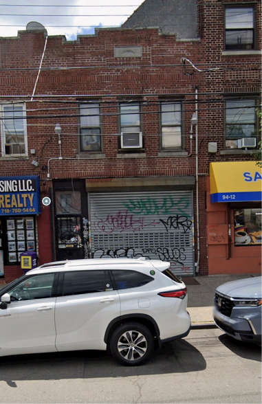 9414 Corona Ave, Elmhurst, NY à vendre - Photo principale – Image 1 sur 3