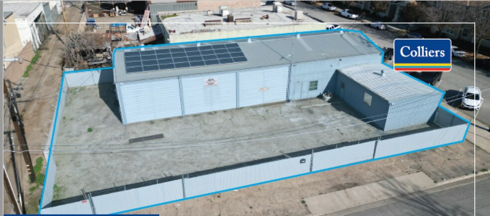 700 23rd St, Bakersfield, CA à louer - Photo principale – Image 1 sur 3