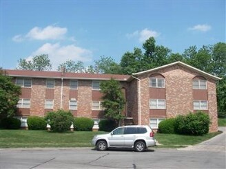 1270 Village Dr, Lexington, KY à vendre - Photo de l’immeuble – Image 1 sur 33