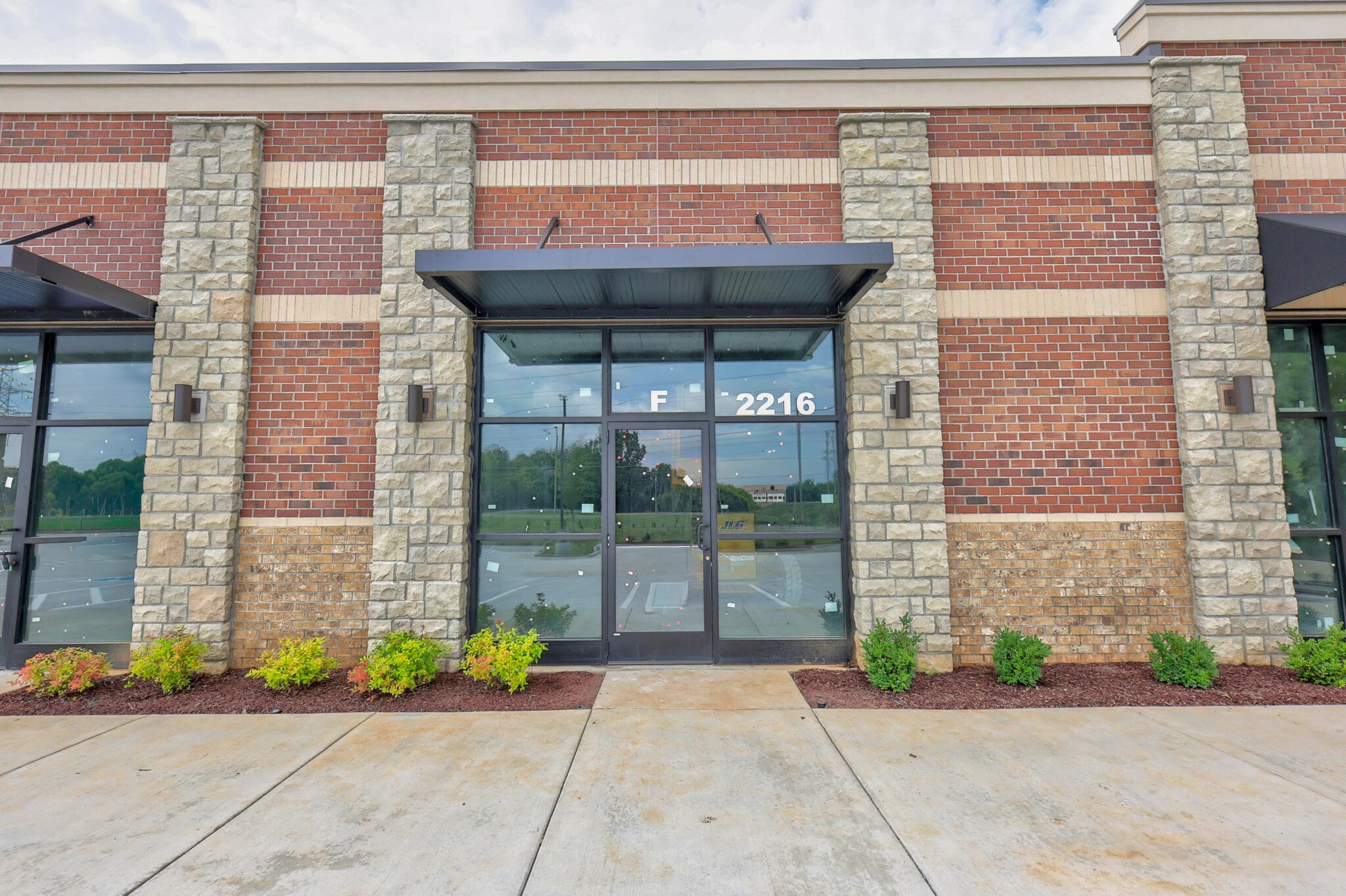2216 Dr Martin Luther King Blvd, Murfreesboro, TN à louer Photo intérieure– Image 1 sur 3