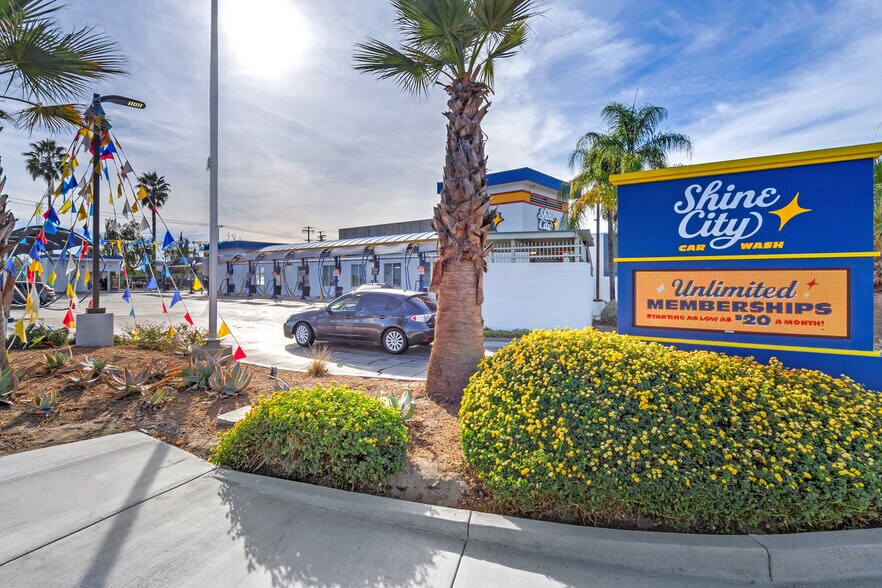 401 W Florida Ave, Hemet, CA à vendre - Photo de l’immeuble – Image 2 sur 11