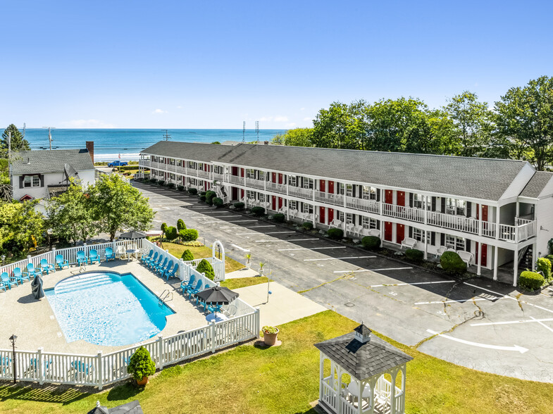 271 Long Beach Ave, York Beach, ME à vendre - Photo de l’immeuble – Image 1 sur 29