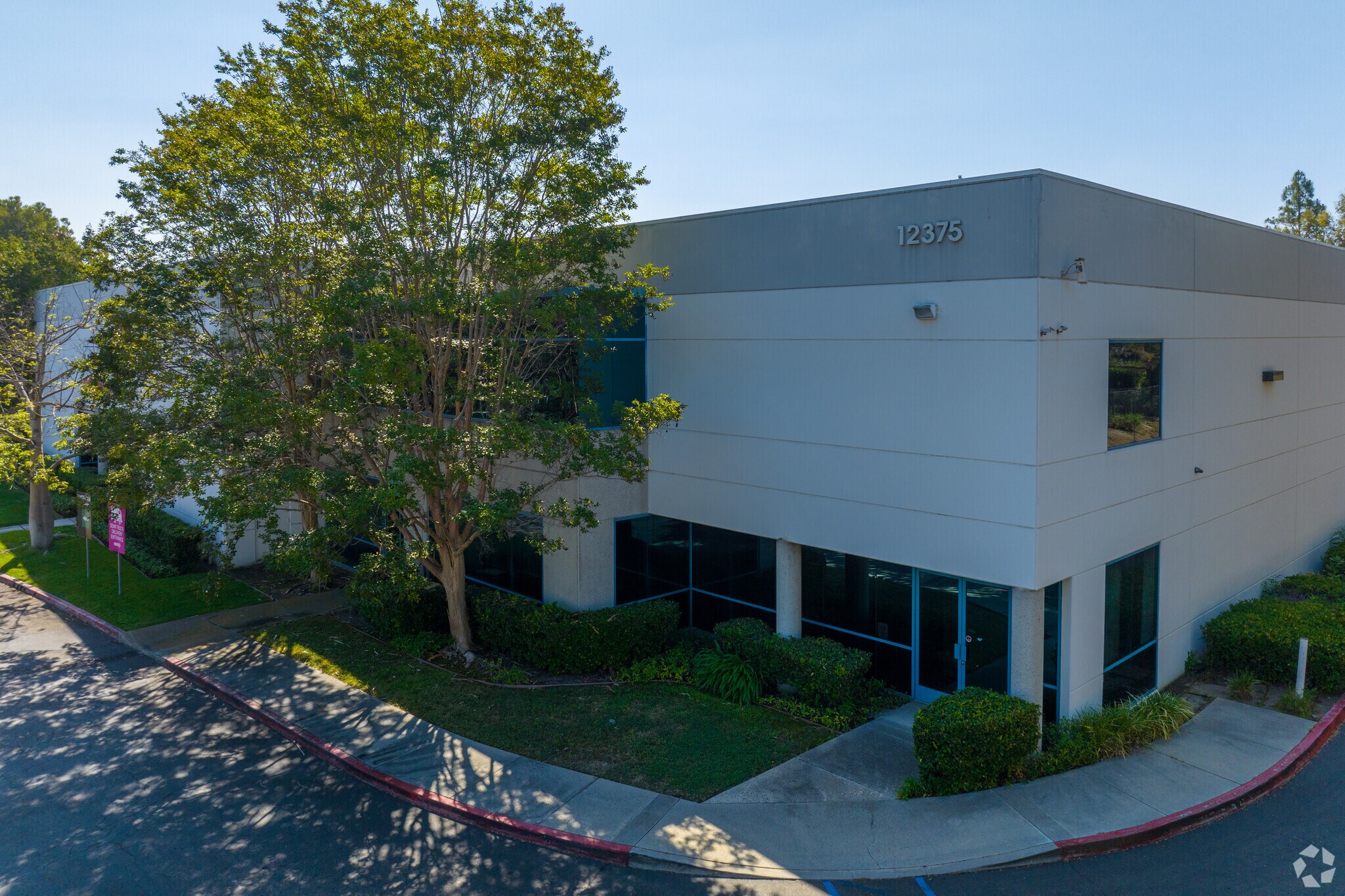 12375 World Trade Dr, San Diego, CA à louer Photo principale– Image 1 sur 5