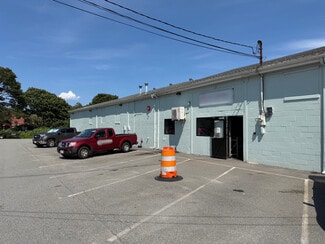 Plus de détails pour 42 Warehouse Rd, Hyannis, MA - Industriel/Logistique à louer