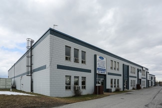Plus de détails pour 1171-1185 Newmarket St, Ottawa, ON - Industriel/Logistique à louer
