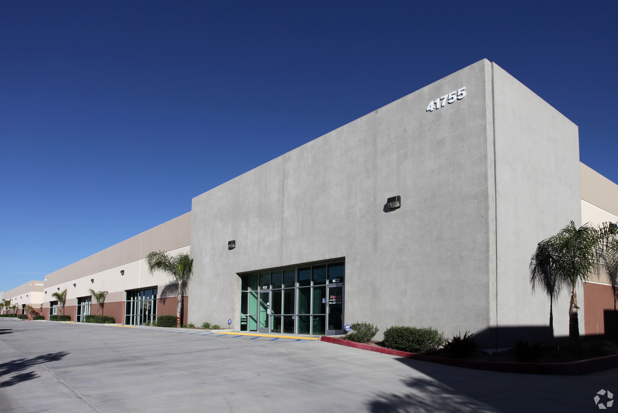 41755 Elm St, Murrieta, CA à vendre Photo principale– Image 1 sur 5