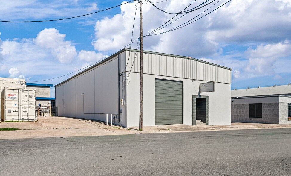 657 Ruby Ave & 4520 Fort Ave, Waco, TX à vendre - Photo de l’immeuble – Image 3 sur 33