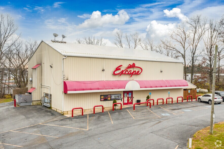 10025 Pulaski Hwy, Middle River, MD à vendre - Photo principale – Image 2 sur 20