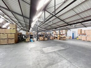 1145 Rue Des Mettanies, Pontcharra à louer Photo de l’immeuble– Image 2 sur 2