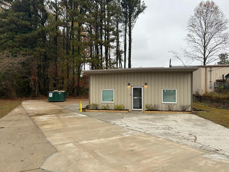 1484 Lake City Industrial Ct, Morrow, GA à vendre - Photo de l’immeuble – Image 3 sur 21