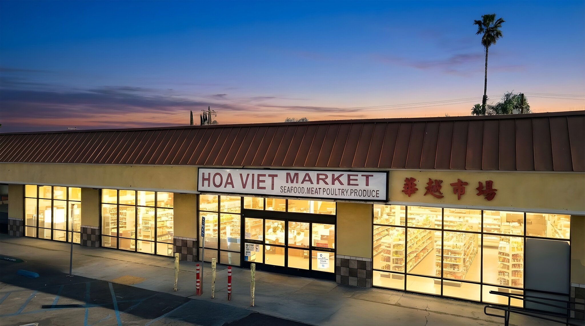 21001-21015 Sherman Way, Canoga Park, CA à louer Photo de l’immeuble– Image 1 sur 48