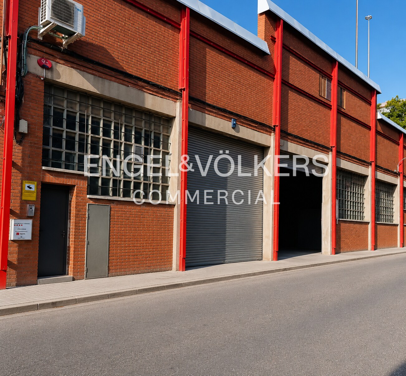 Industriel/Logistique dans Terrassa, Barcelona à louer Photo intérieure– Image 1 sur 2