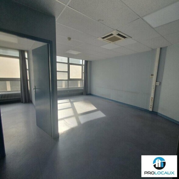 Bureau dans Grenoble à louer - Photo intérieure – Image 1 sur 9