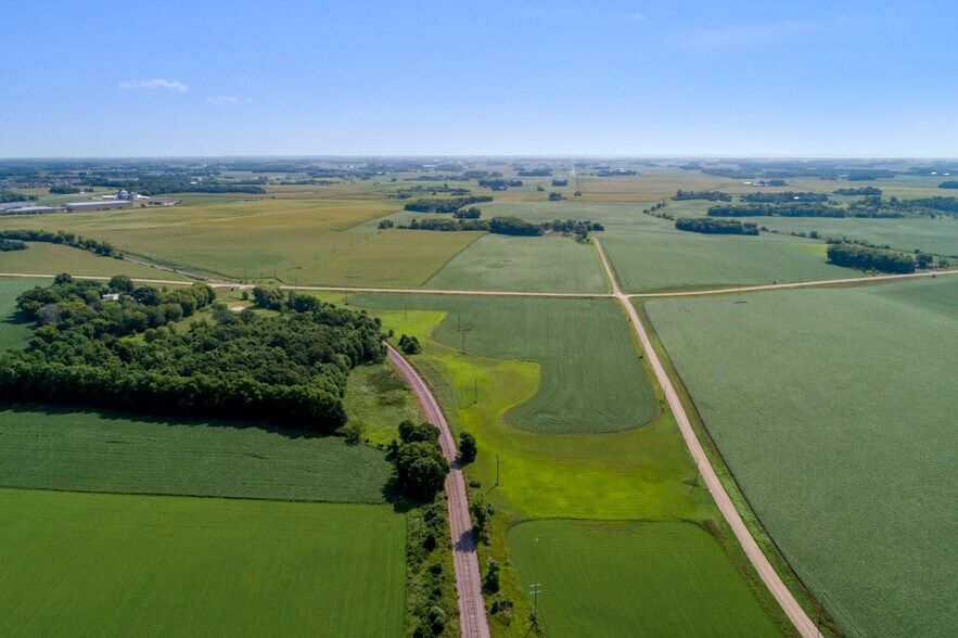 13620 County Road 33, Norwood Young America, MN à vendre - Photo de l’immeuble – Image 2 sur 9