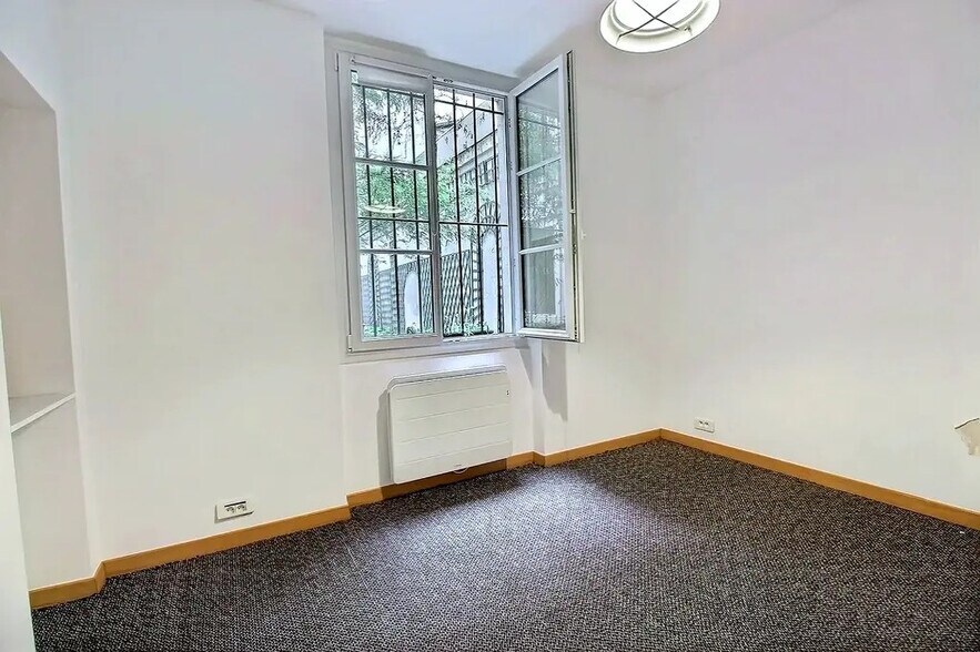 Bureau dans Paris à louer - Photo de l’immeuble – Image 3 sur 8