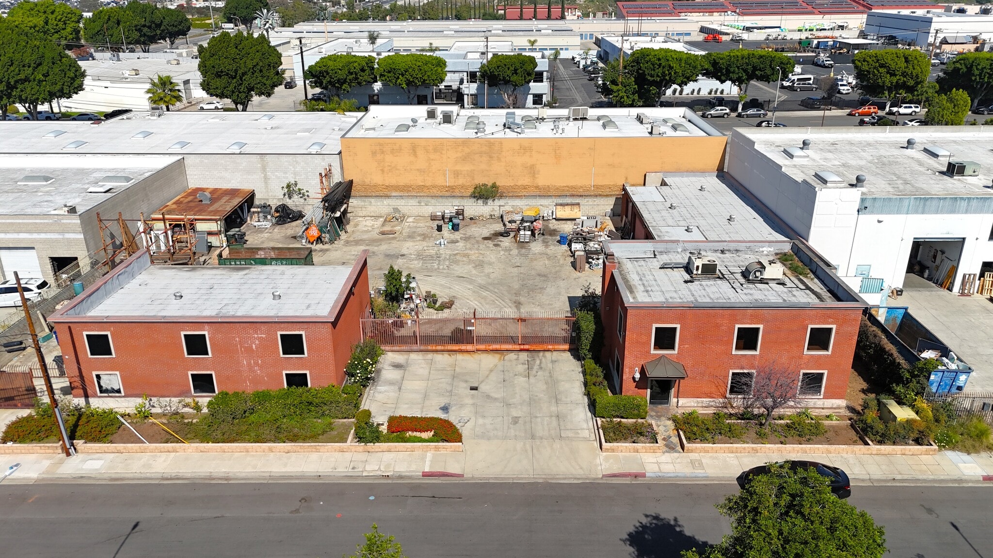 11625 Goldring Rd, Arcadia, CA à louer Photo principale– Image 1 sur 20