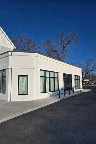 Plus de détails pour 2029 Centre St, Boston, MA - Bureau à louer