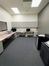 6440 Massachusetts Ave, New Port Richey, FL à louer Photo de l’immeuble– Image 2 sur 10