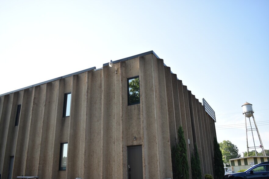 165 W South St, Hernando, MS à louer - Photo de l’immeuble – Image 3 sur 9