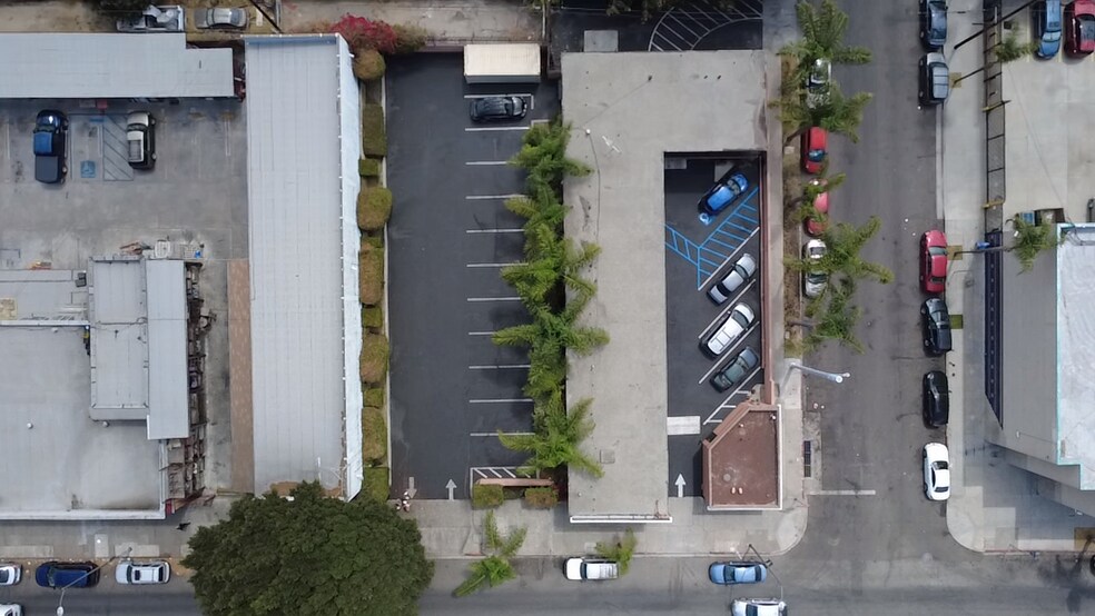 4330 S Broadway, Los Angeles, CA à vendre - Photo de l’immeuble – Image 3 sur 15