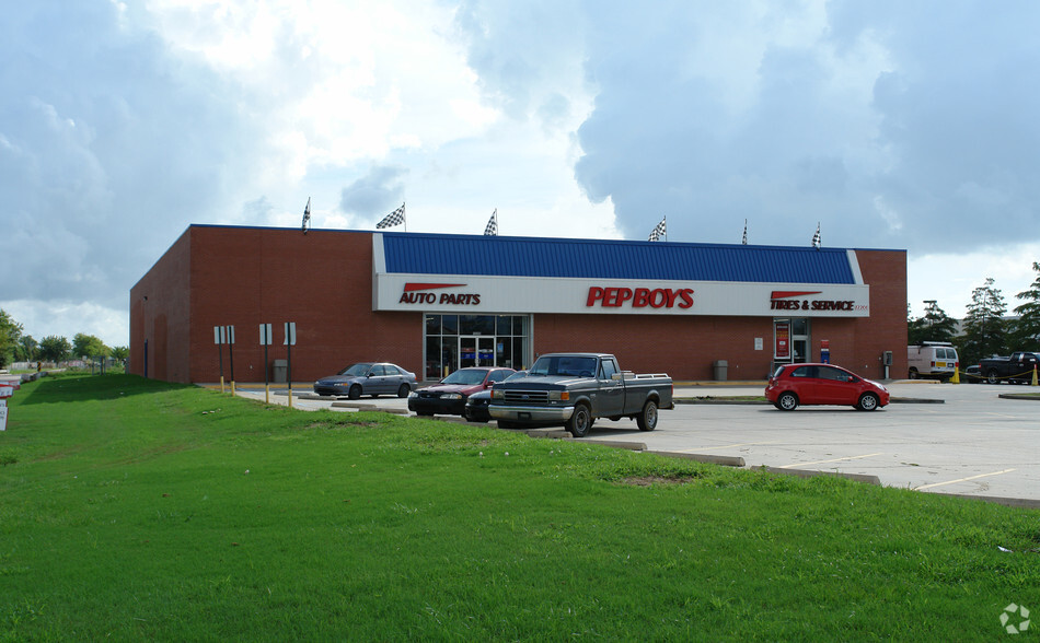 12200 I-10 Service Rd, New Orleans, LA à louer - Photo principale – Image 2 sur 6