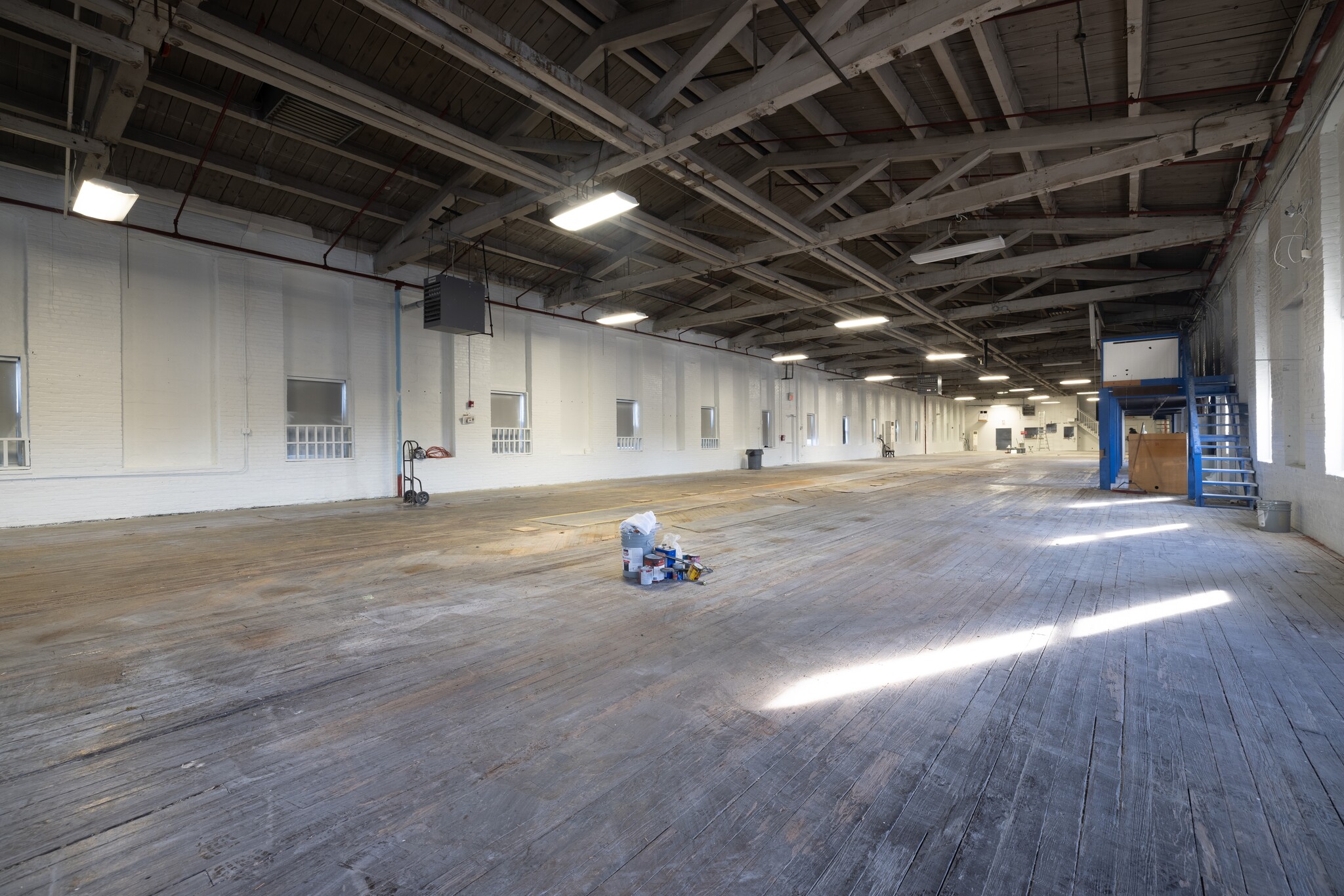 185 6th Ave, Paterson, NJ à louer Photo intérieure– Image 1 sur 2