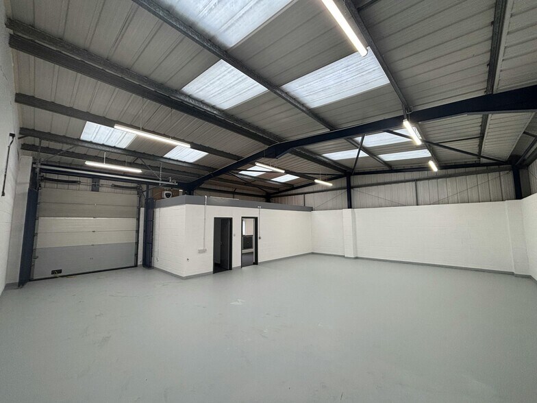Aston Rd, Bromsgrove à louer - Photo de l’immeuble – Image 3 sur 5