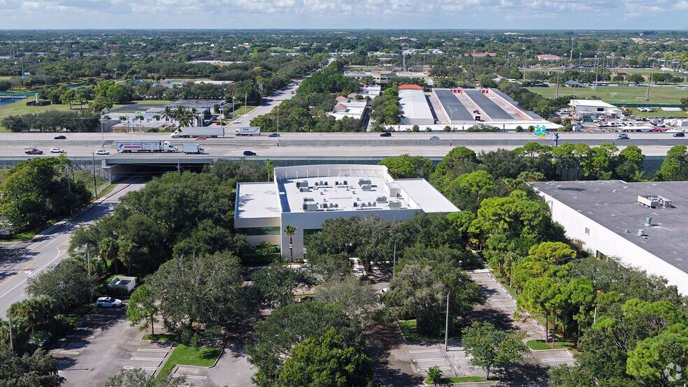 4800 Riverside Dr, Palm Beach Gardens, FL à louer - Photo de l’immeuble – Image 3 sur 6