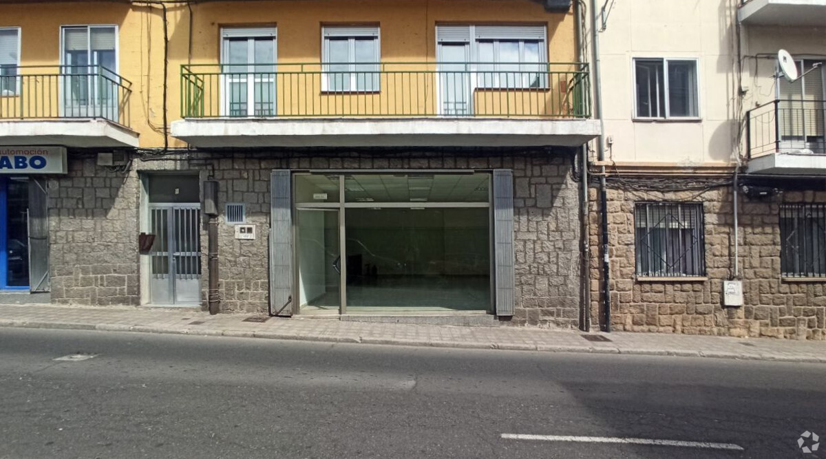 Local commercial dans Ávila, Ávila à louer Photo intérieure– Image 1 sur 2