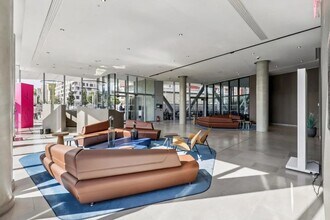 Bureau dans Nanterre à louer Photo intérieure– Image 1 sur 17