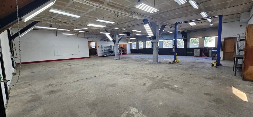 2909 N Crestline St, Spokane, WA à louer - Photo de l’immeuble – Image 3 sur 6
