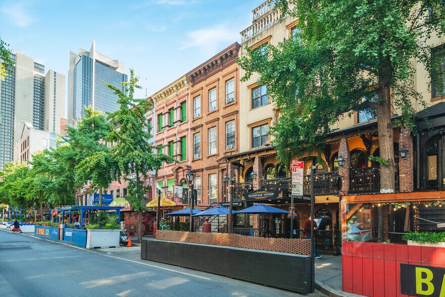 344 W 46th St, New York, NY à vendre - Photo de l’immeuble – Image 3 sur 27