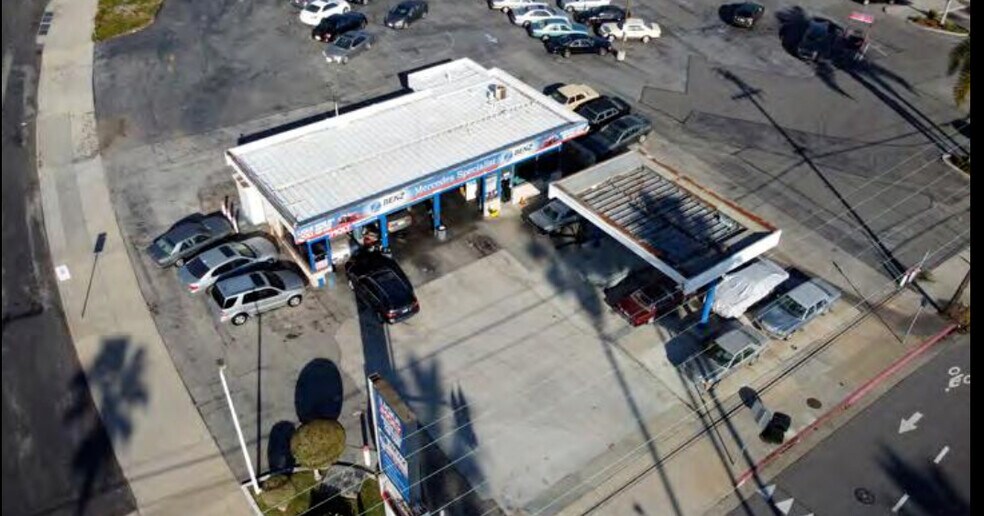 1660 W 25th St, San Pedro, CA à vendre - Photo principale – Image 1 sur 4