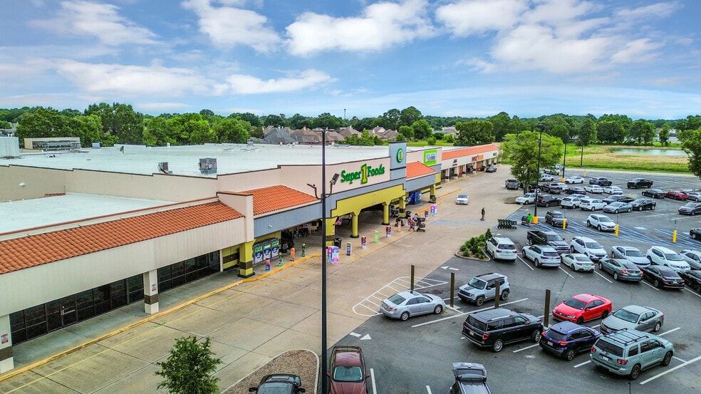 2216-2256 Ambasador Caffery Pky, Lafayette, LA à louer - Aérien – Image 1 sur 28