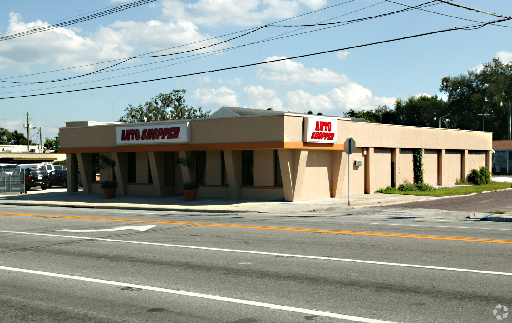 1211 E Main St, Lakeland, FL à louer Photo principale– Image 1 sur 7