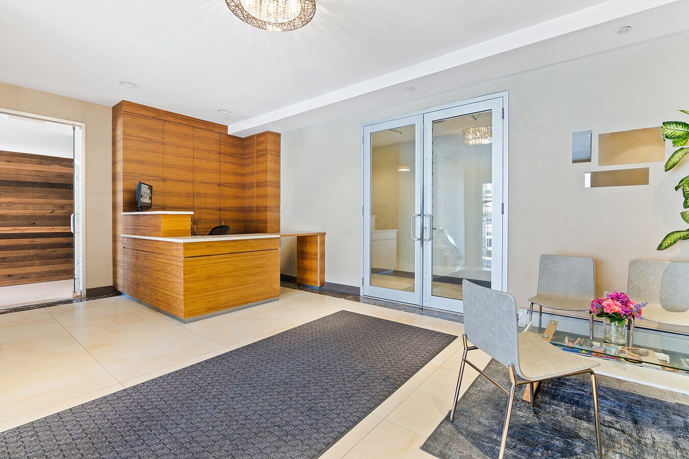 456 W 167th St, New York, NY 10032 - Lot 1MA -  - Photo intérieure - Image 1 of 7