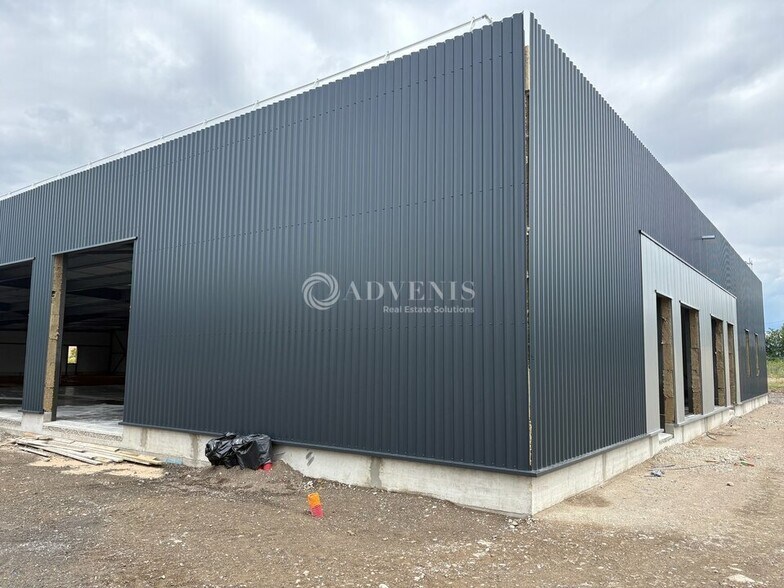 Local d'activités dans Geispolsheim à vendre - Photo de l’immeuble – Image 2 sur 9