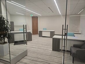 17877 Von Karman Ave, Irvine, CA à louer Photo intérieure– Image 1 sur 5